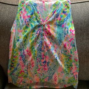 LP Essie—size small